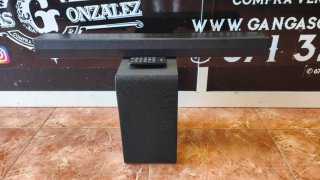 Barra de Sonido LG con Subwoofer y Mando