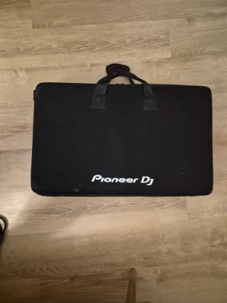 Pioneer XDJ-RX2 All-in-One DJ Controller
