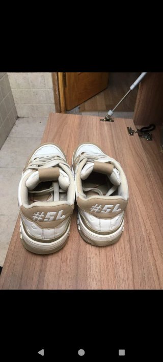 Zapatillas Louis Vuitton Beige y Blancas