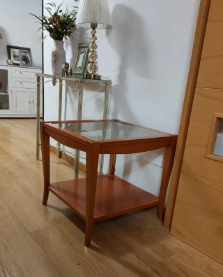 Mesa auxiliar madera y cristal
