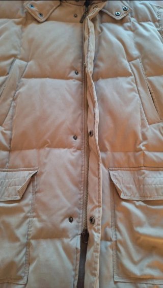 Piumino uomo beige con cappuccio