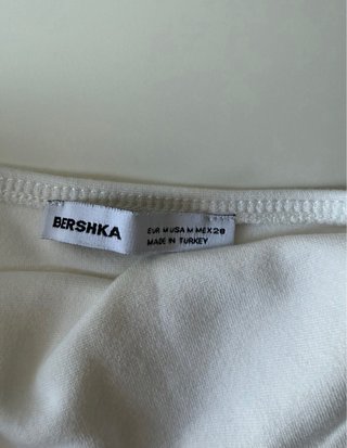 Top blanco sin tirantes