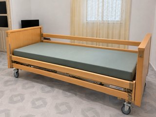 Cama geriátrica eléctrica articulada, 1 mes de uso