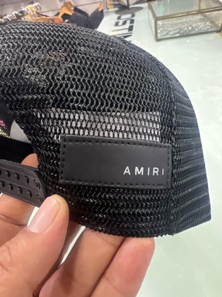 Gorra Amiri Negra y Roja