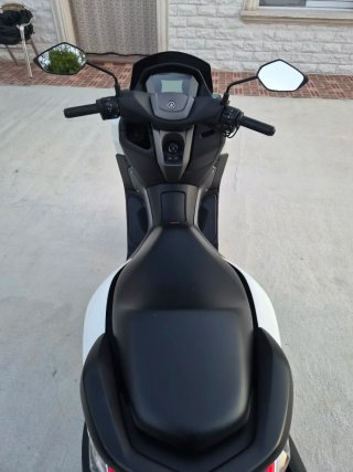 Yamaha NMAX 125
