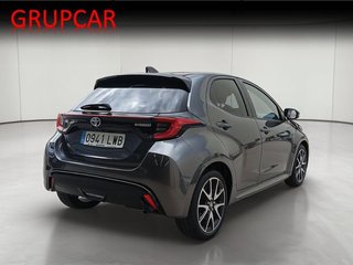 Toyota Yaris Hybrid Style