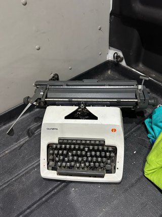 Máquina de escribir Olympia