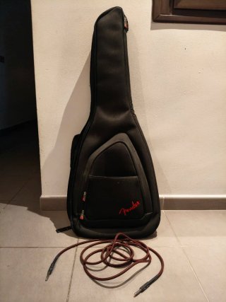 Funda Fender para guitarra acústica