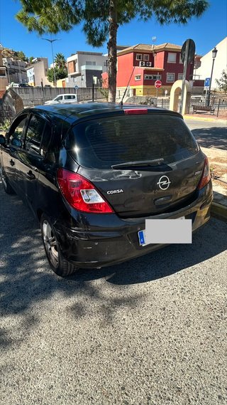 Vendo opel corsa
