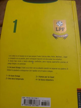 Locos por el fútbol Un buen fichaje / trad. Cri...