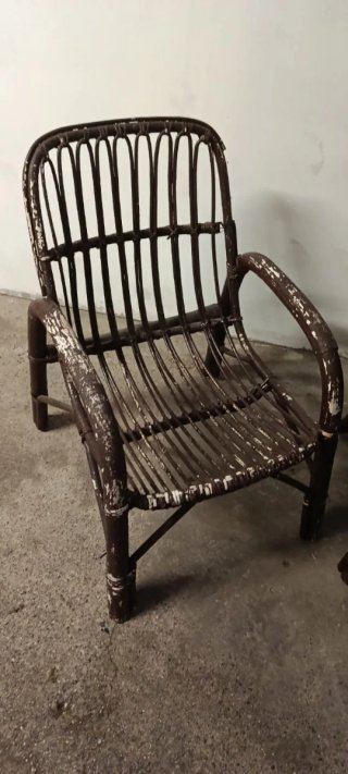 Set poltrona e tavolino in rattan