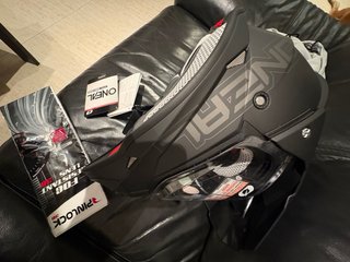Casco Adventure Oneal sierra