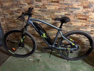 Bicicleta Eléctrica vendo o cambi Electrica paeo