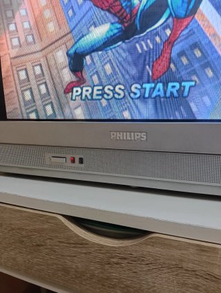 NUEVA Philips RealFlat retrogaming CRT 21PT5507/01