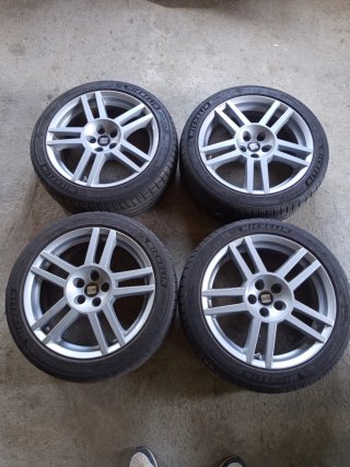 Llantas Seat León Cupra R17 con Michelin