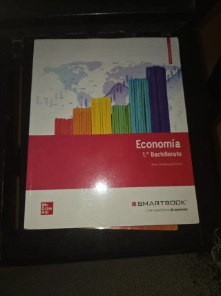 Economía 1o Bachillerato : Smartbook