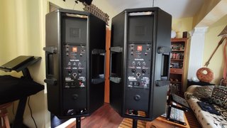 Pareja Altavoces JBL Eon 615