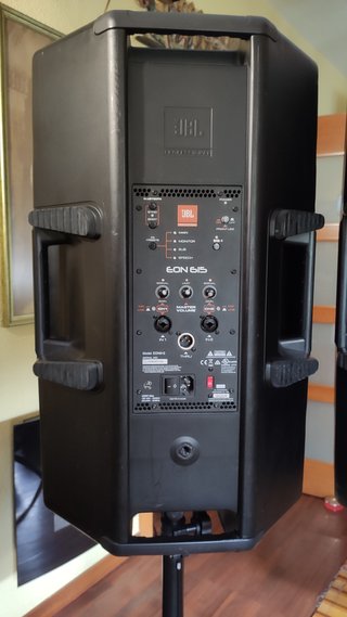 Pareja Altavoces JBL Eon 615