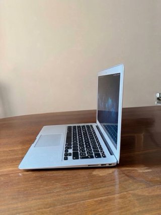 MacBook Air 13 8GB RAM 128GB SSD