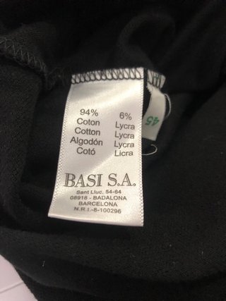 Polo Lacoste Negro Talla 6 equivale a una xl