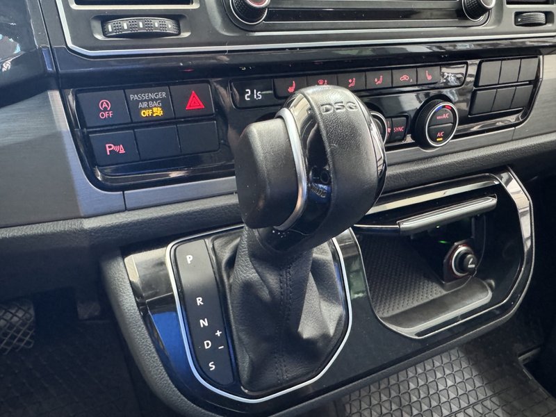 Volkswagen Multivan 2.0 TDI BMT Premium 2017, foto 18