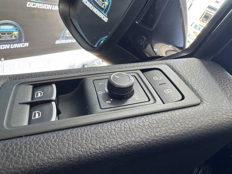 Volkswagen Multivan 2.0 TDI BMT Premium 2017, foto 21