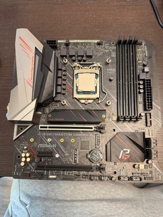 Intel i5 9400F