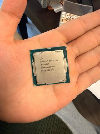 Intel i5 9400F