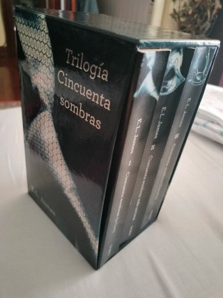 Trilogía"Cincuenta sombras de grey"