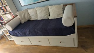 Cama Diván Ikea Hemnes con 2 colchones y cajones