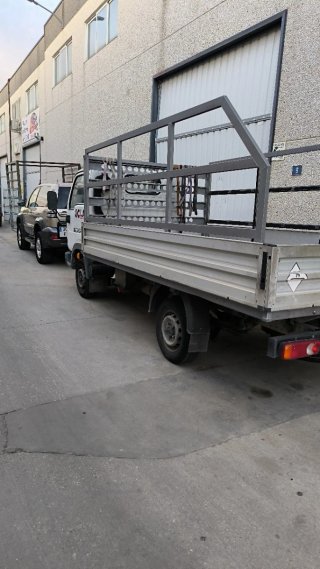 Nissan Cabstar 2003