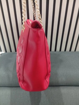 Borsa Love Moschino rossa trapuntata cuori