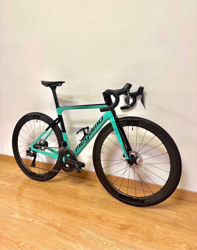 MEGAMO PULSE ELITE CARBONO DI2 12v S