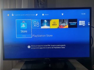 PS4 Fat 500GB Bundle + 3 Giochi + 2 Pad