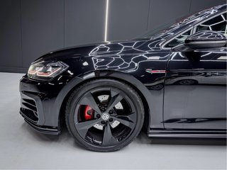 Volkswagen Golf GTI DSG 230CV
