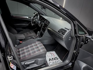 Volkswagen Golf GTI DSG 230CV