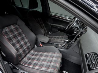 Volkswagen Golf GTI DSG 230CV