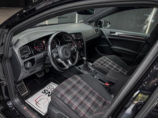 Volkswagen Golf GTI DSG 230CV