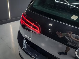 Volkswagen Golf GTI DSG 230CV