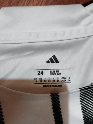 Camiseta y pantalón Juventus Talla XS/24