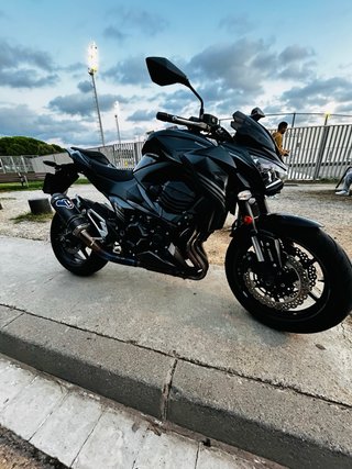 Kawasaki Z800 2016 Negra 23.000 kilómetros.