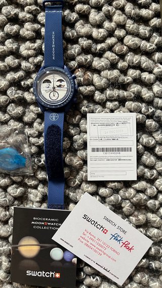 Swatch Mission to Earthphase Moonshine Gold