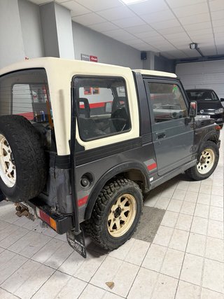 Suzuki Samurai 1988