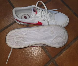 Nike, Talla 39 - Como Nuevas