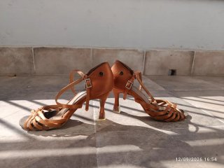 Tacones de baile latino