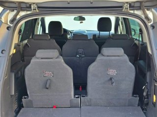 Peugeot 5008 2015