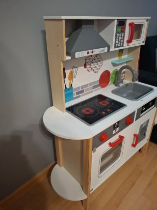 Cocina de juguete con accesorios