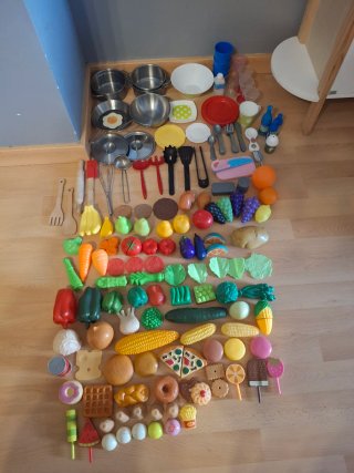 Cocina de juguete con accesorios