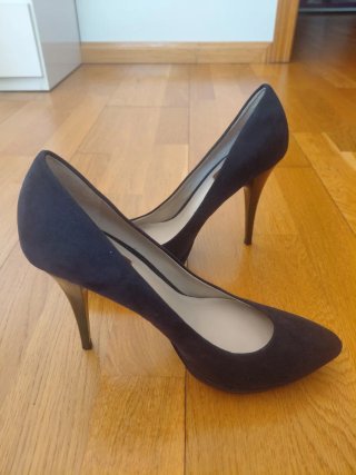 Zapatos de tacón negros