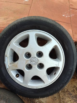 5 Llantas OEM Nissan 200sx S13